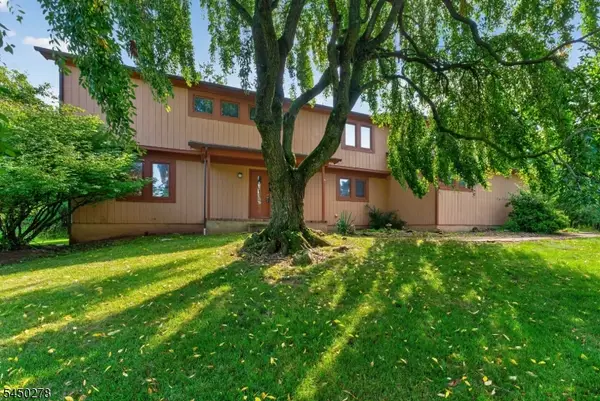 324 Eileen Way, Bridgewater Twp., NJ 08807