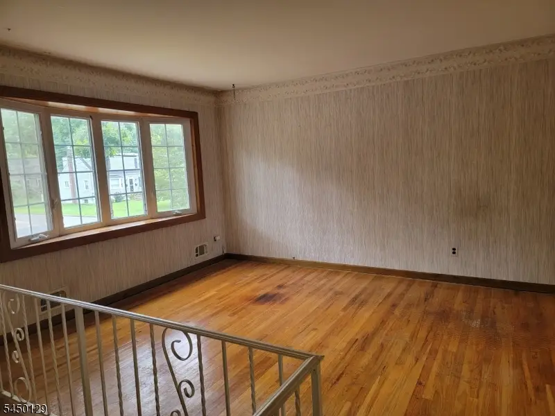 228 Forest Rd, Fanwood, NJ 07023 - #3
