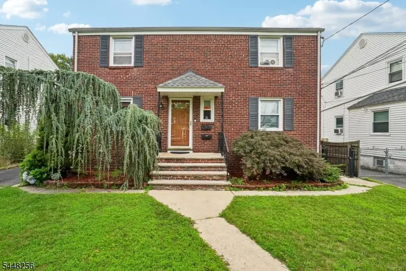 20 1st St, North Arlington, NJ 07031 - #1