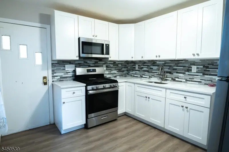 213 Amity St #3, Elizabeth, NJ 07202 - #3