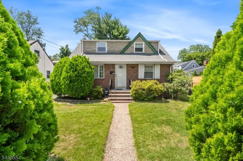 10 Greenwich St, Bergenfield, NJ 07621 - #2