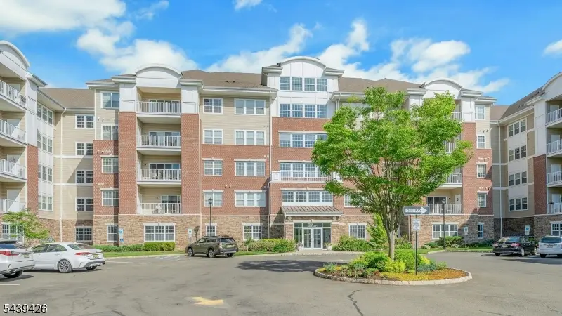 2202 Warrens Way #2202, Wanaque, NJ 07465 - #1