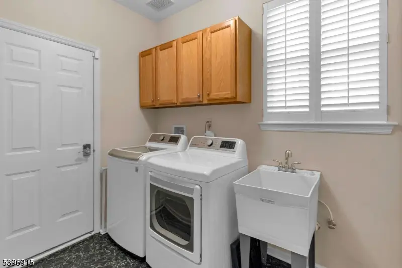 1 Captains Woods Rd, White House Station, NJ 08889 - #3