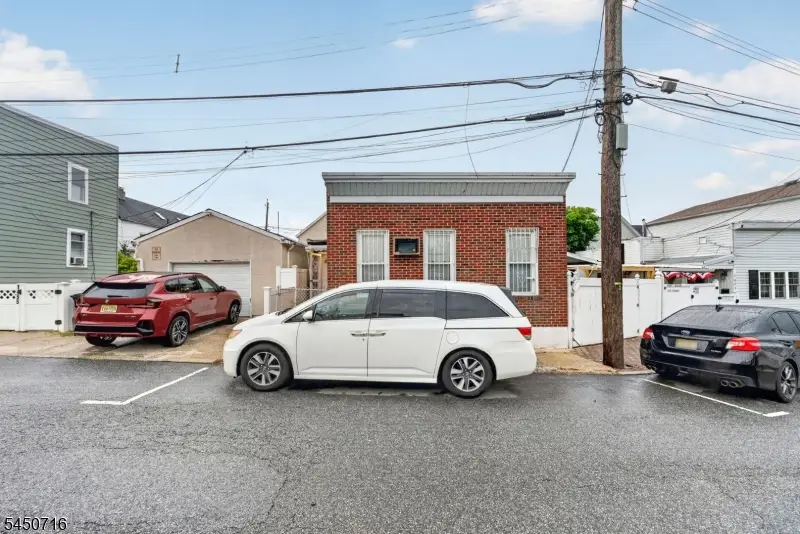 1457 52nd St, North Bergen, NJ 07047 - #3