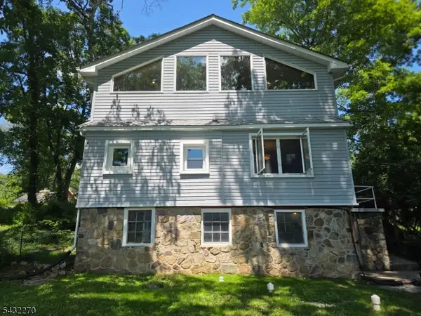 106 Poplar Grove Ter, West Milford Twp., NJ 07480