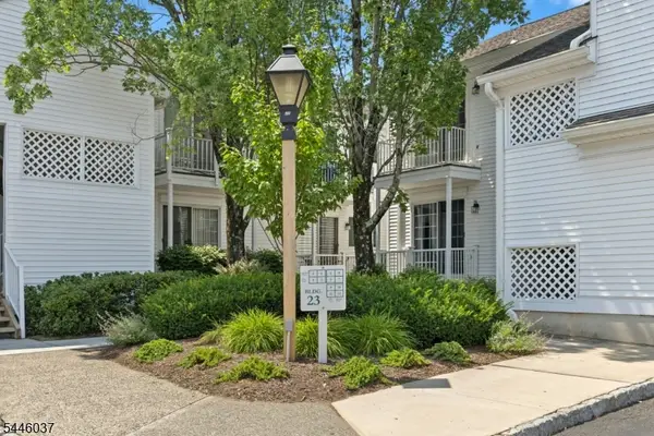 7 Smithfield Ct #7, Bernards Twp., NJ 07920