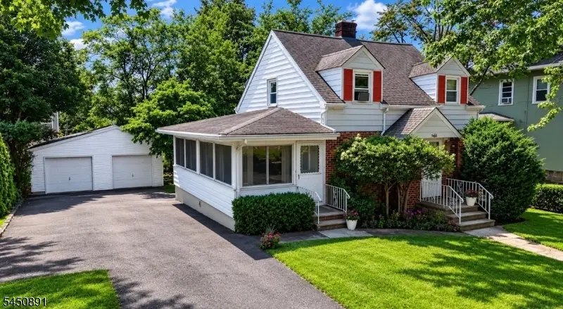 544 Abbott Ave, Ridgefield, NJ 07657 - #1