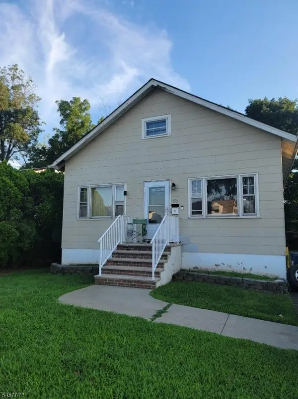 148 Pineview Ter, Plainfield City, NJ 07062