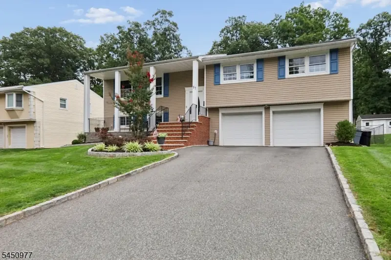 27 Colonial Woods Drive, West Orange, NJ 07052 - #2