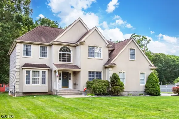 2 Kingston Ct, Jefferson Twp., NJ 07438