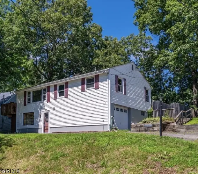 26 Cedar Tree Trl, Wantage, NJ 07461 - #1