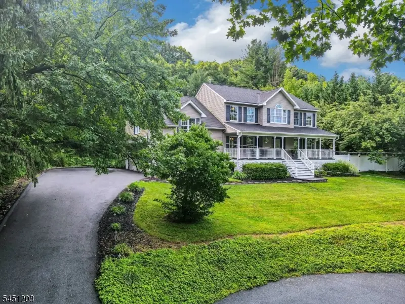 588 Stonetown Rd, Ringwood, NJ 07456 - #3
