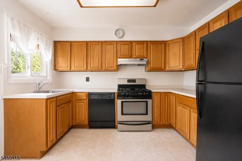 110 Patricia Pl, Clifton, NJ 07012 - #2