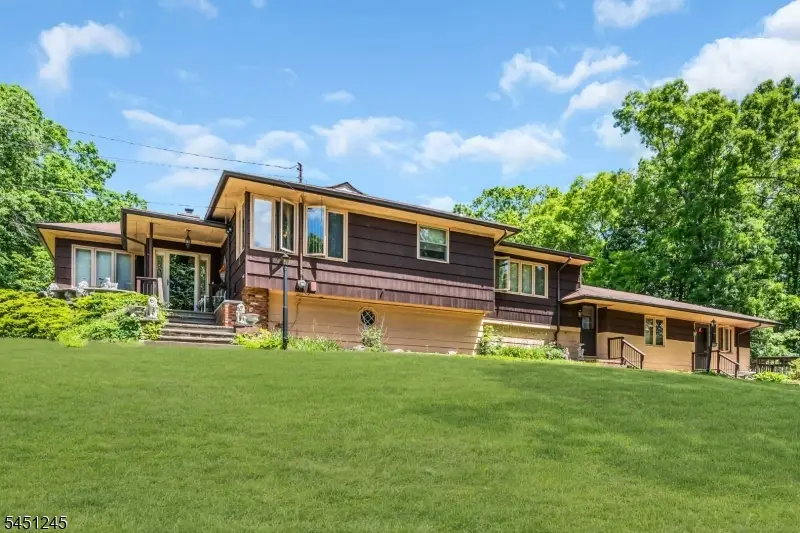10 Sussex St, Byram Center, NJ 07874 - #3