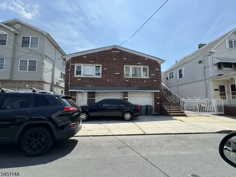 31 Bank St, Elizabeth, NJ 07206 - #1