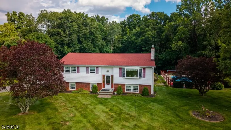 3 Sawmill Rd, Stockholm, NJ 07460 - #1