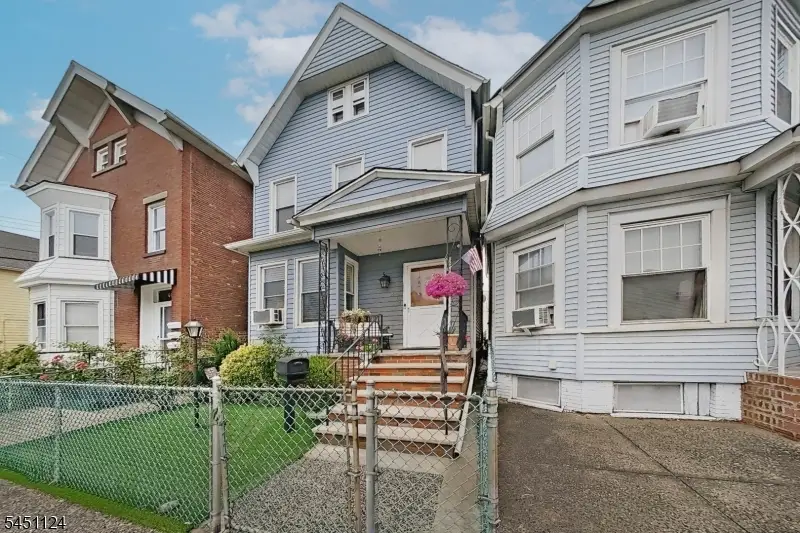 402 Davis Ave, Harrison, NJ 07029 - #2