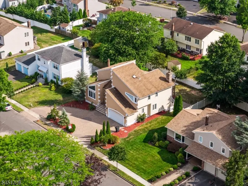 26 Benjamin Dr, Springfield, NJ 07081 - #2