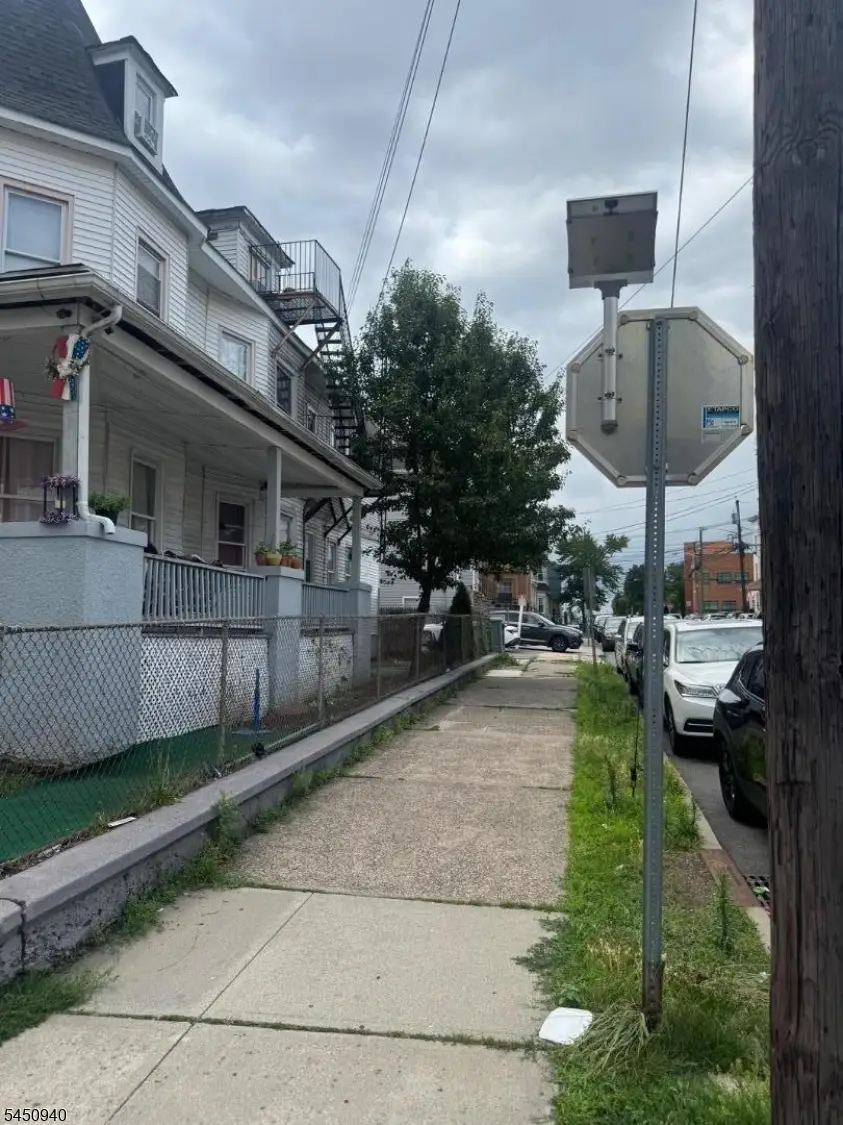 54 17th Ave, Paterson, NJ 07501 - #2