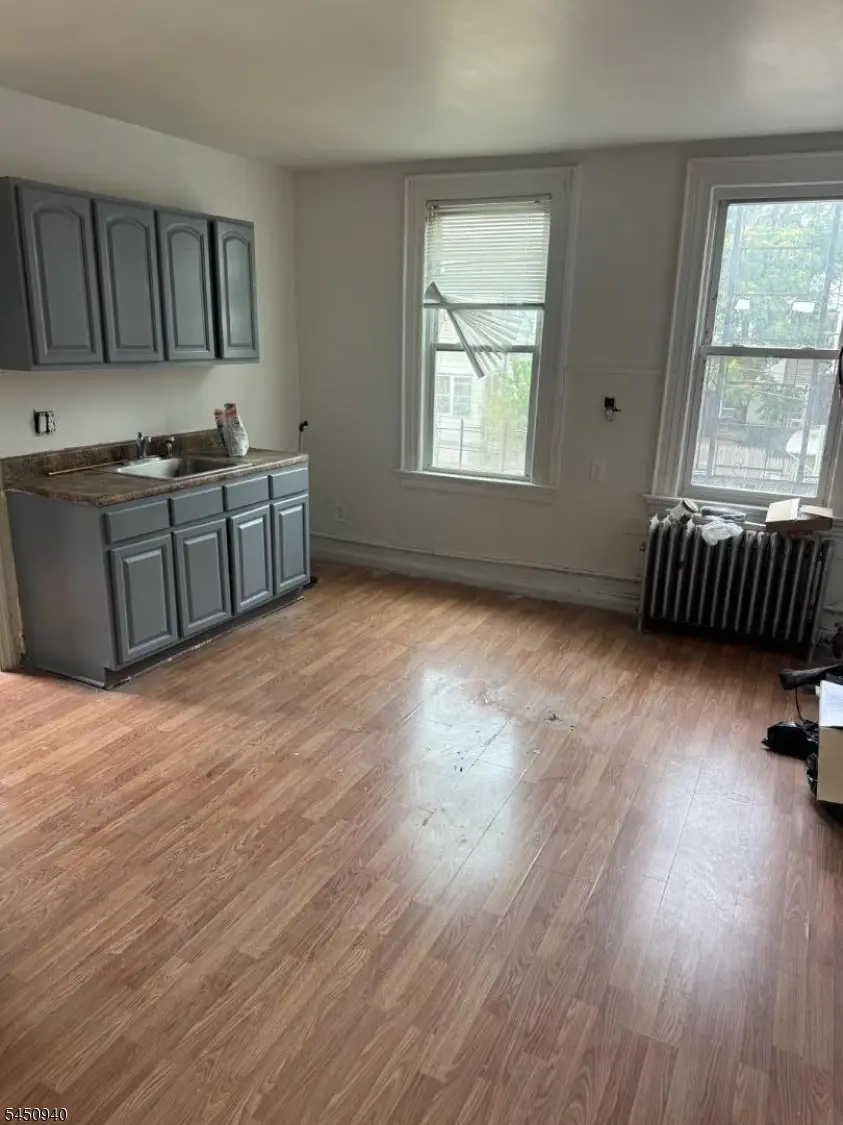 54 17th Ave, Paterson, NJ 07501 - #3
