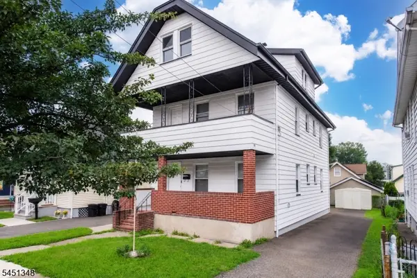 22 Comfort Pl, Clifton City, NJ 07011