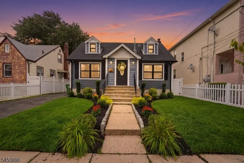1305 E Henry St, Linden, NJ 07036 - #1