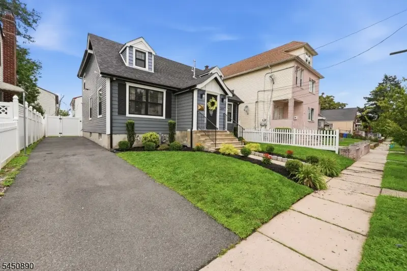 1305 E Henry St, Linden, NJ 07036 - #2