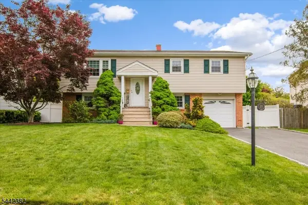 18 Henry St, Rockaway Twp., NJ 07866