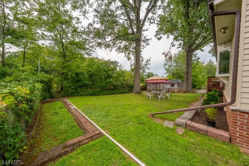 12 Carpenter Pl, Cranford, NJ 07016 - #1
