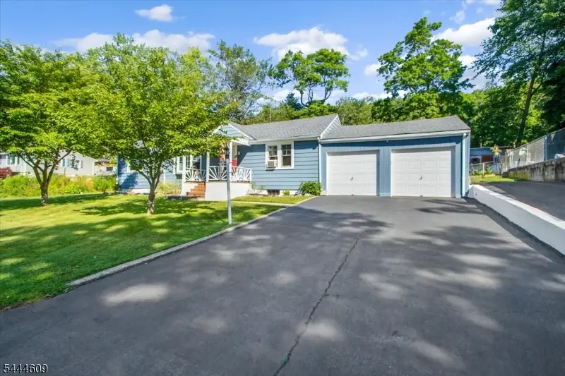 54 Oslo Dr, Lake Telemark, NJ 07866 - #1