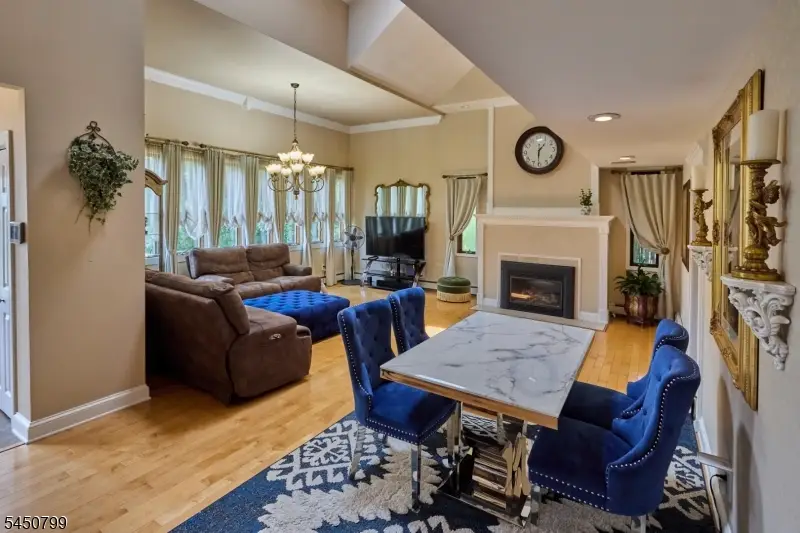 2 Cayuga Trl, Packanack Lake, NJ 07470 - #3