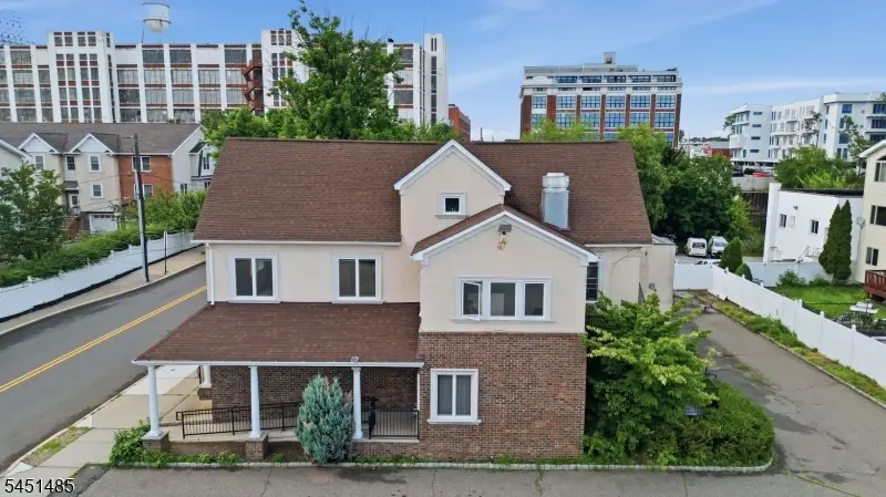 15 Wallington Ave, Wallington, NJ 07057 - #3