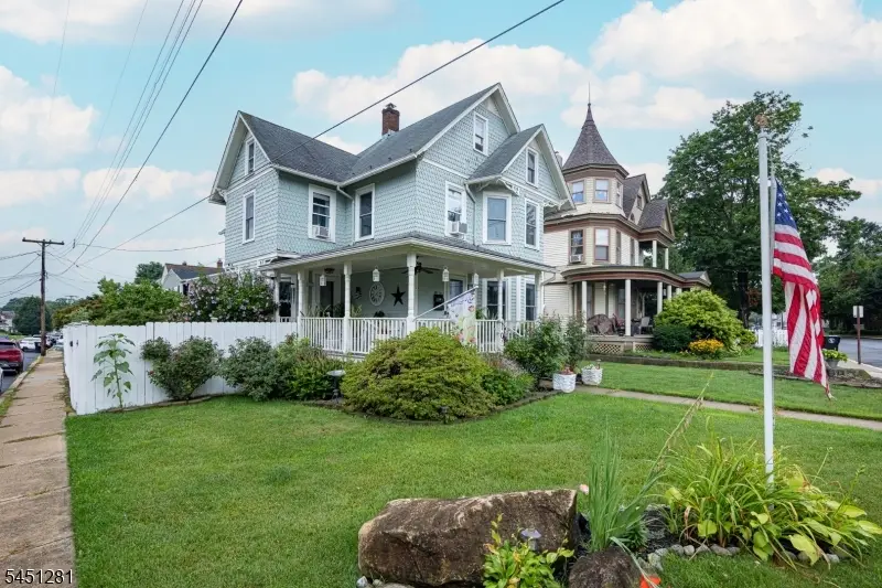 21 N Lincoln Ave #3, Washington, NJ 07882 - #1