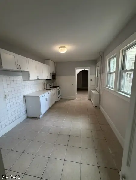 27 Alexander St, New Brunswick, NJ 08901 - #2