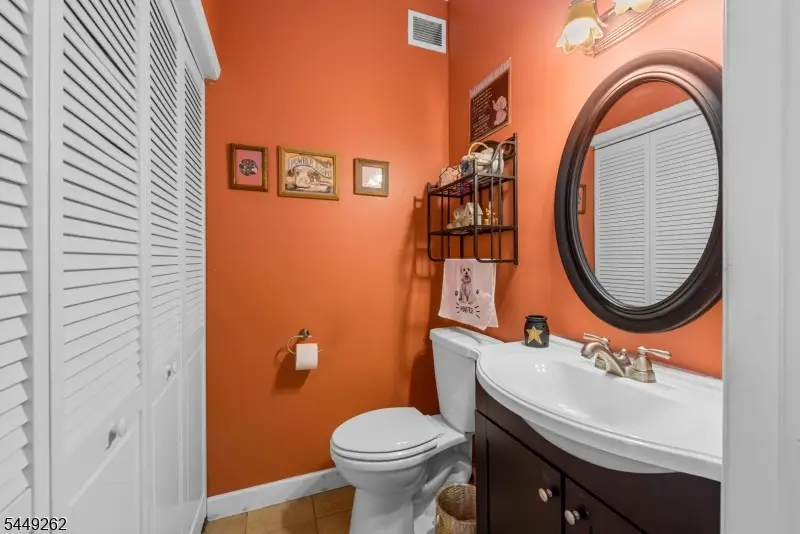 6 Sparrow Circle, Hampton, NJ 07860 - #3