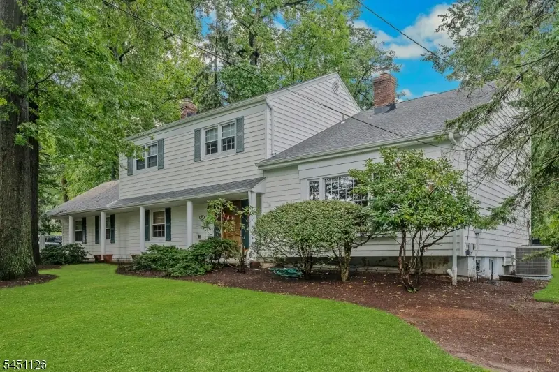 23 Haller Dr, Cedar Grove, NJ 07009 - #2