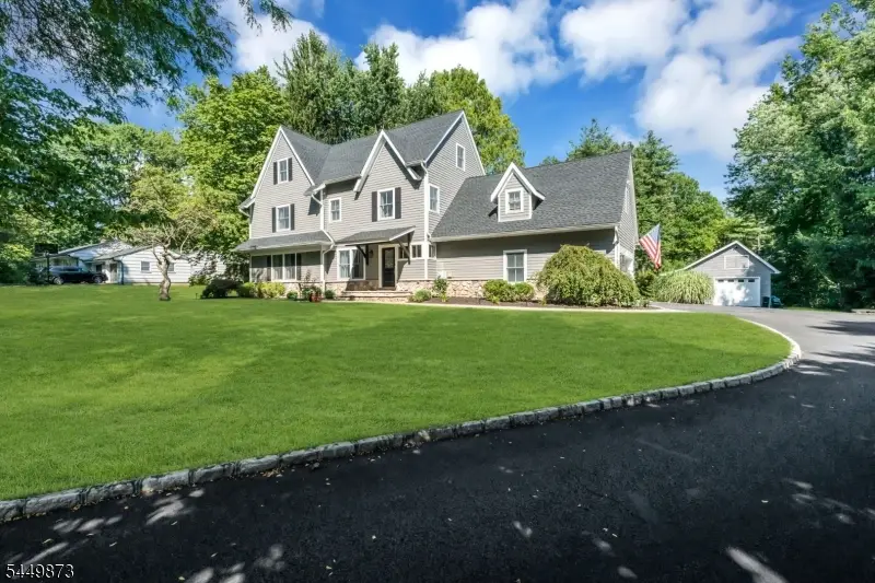 35 Castle Way, Lyons, NJ 07920 - #2