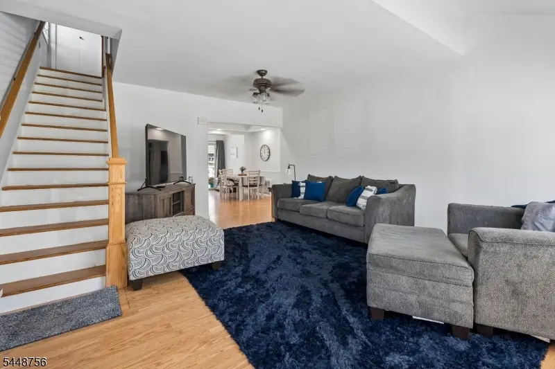 135 E 11th St, Linden, NJ 07036 - #3