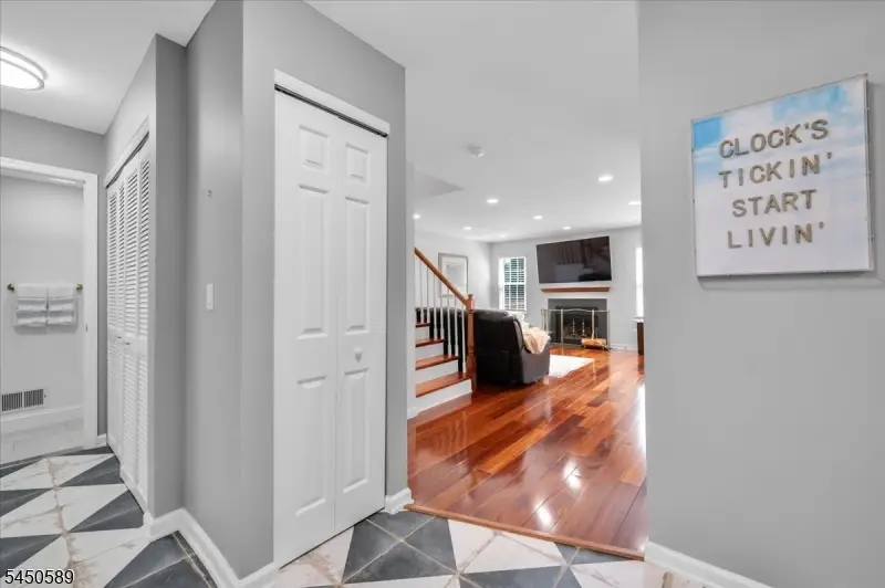 107 Choctaw Ridge Rd, Branchburg, NJ 08876 - #3