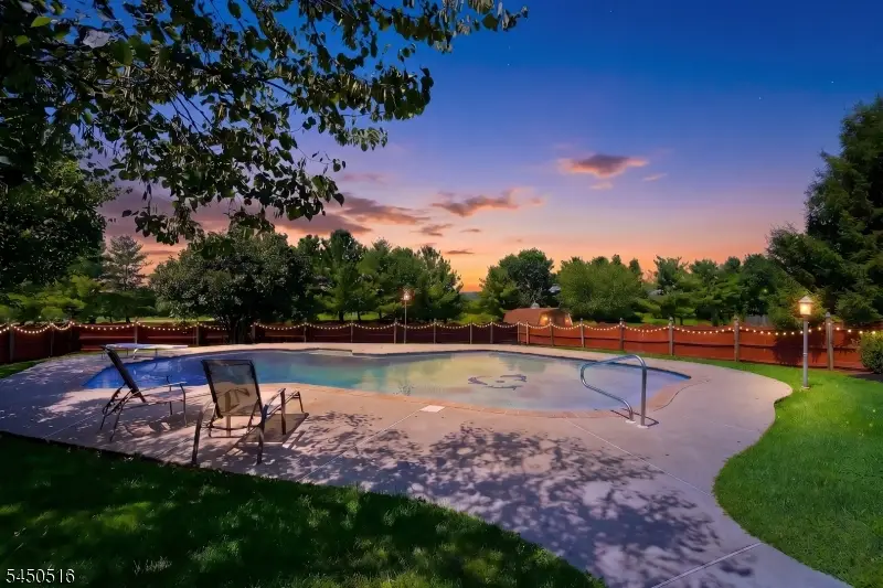 17 Bacorn Rd, Raritan, NJ 08822 - #2