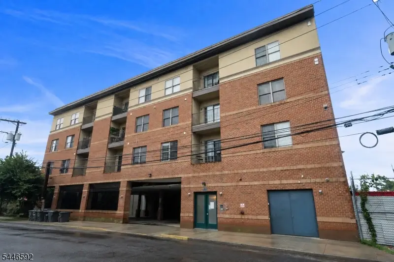 15-19 Tichenor Ln #403, Newark, NJ 07114 - #1