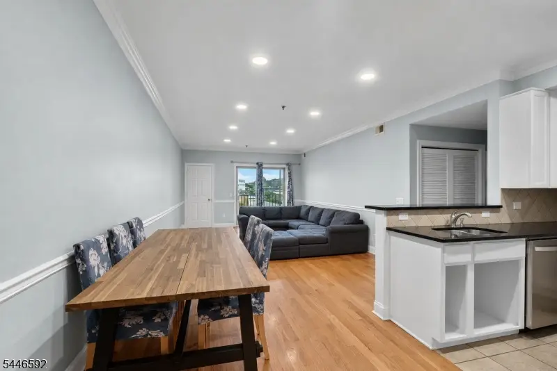 15-19 Tichenor Ln #403, Newark, NJ 07114 - #3