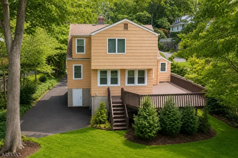 14 Brook Ct, Summit, NJ 07901 - #2