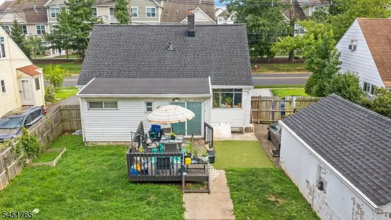 484 Raritan Rd, Roselle, NJ 07203 - #2