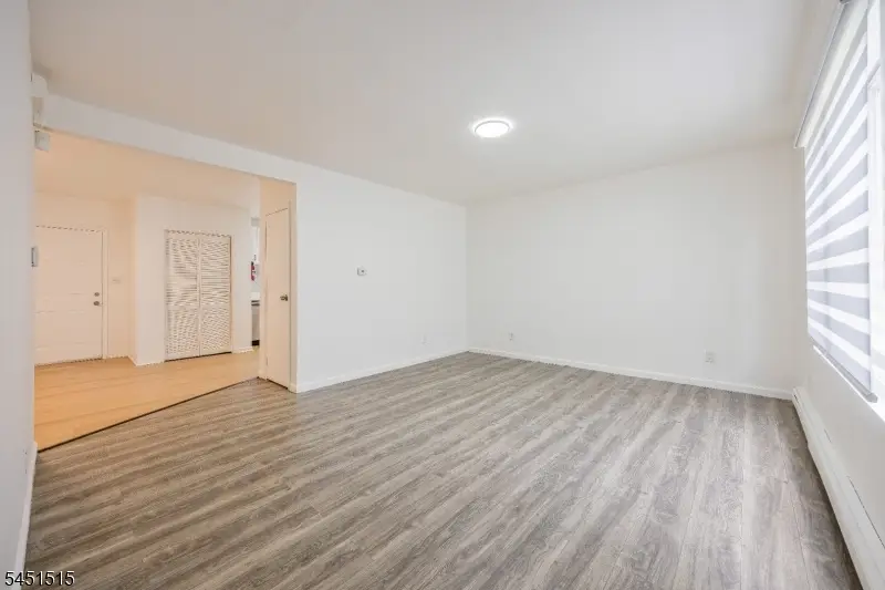 422 Halsted St, East Orange, NJ 07018 - #3