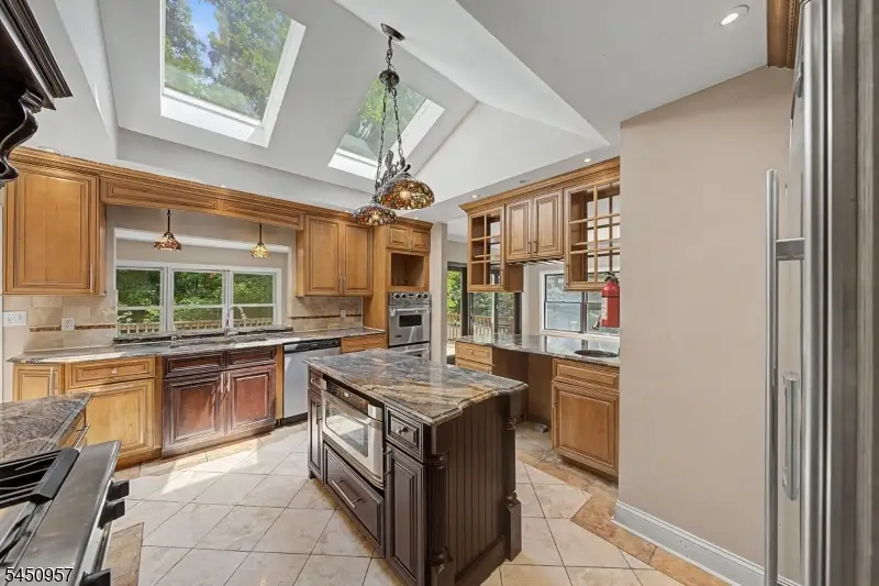 49 Omaha Ave, White Meadow Lake, NJ 07866 - #3