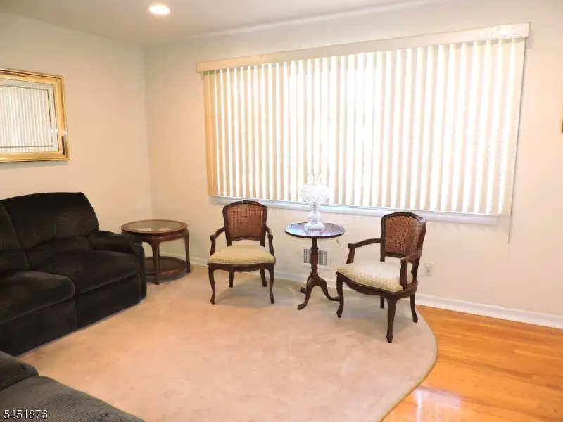 15 Main Ave, Elmwood Park, NJ 07407 - #3