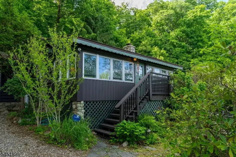 2215 Lakeside Dr, Highland Lakes, NJ 07422 - #3