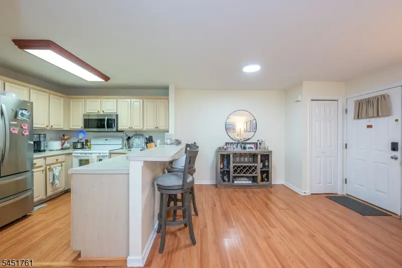 10 Parkside Ct, Wayne, NJ 07470 - #3