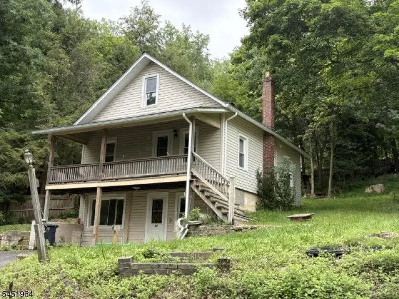 22 Hoffmans Crossing Rd, Lebanon, NJ 07830 - #2